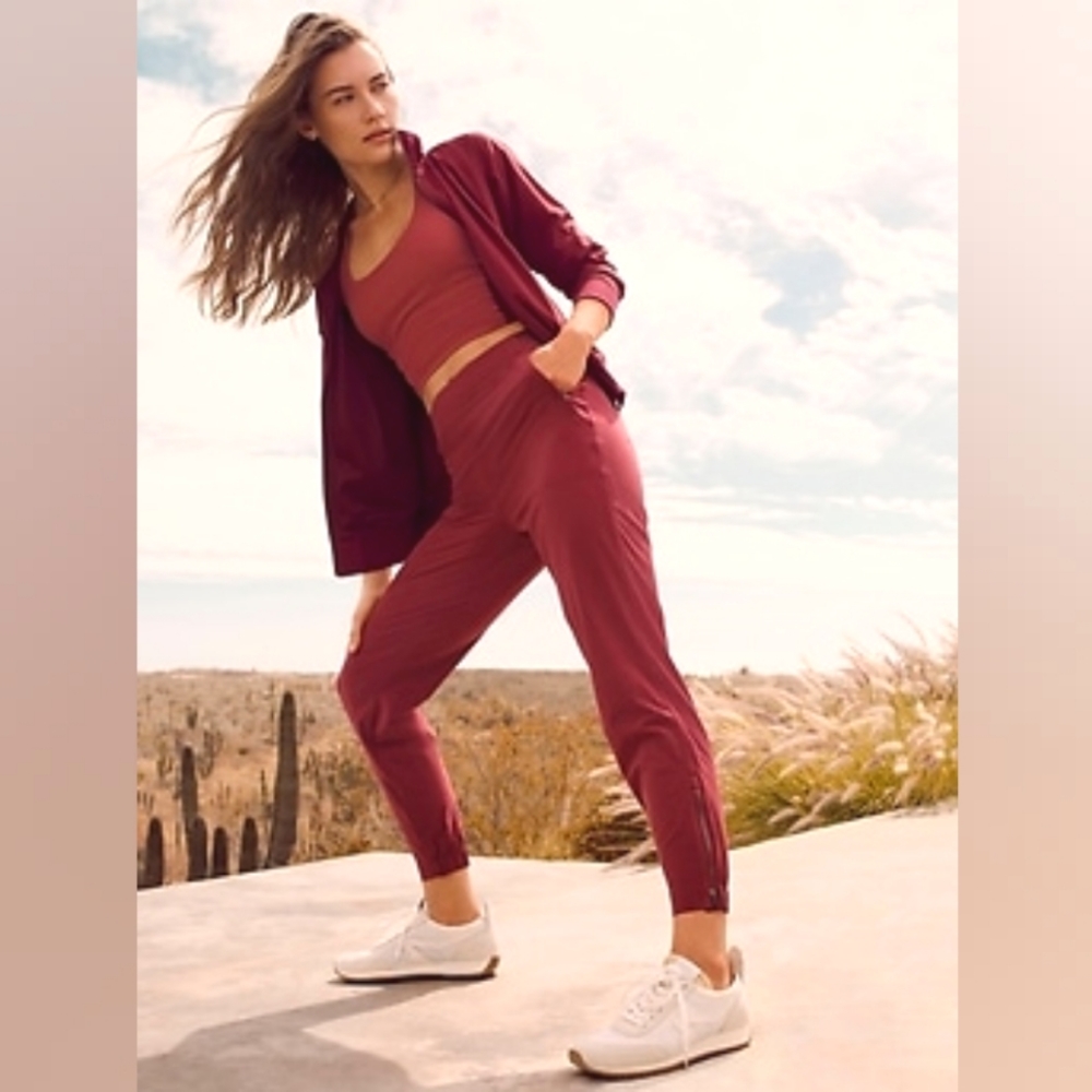 New Athleta Brooklyn bomber jacket